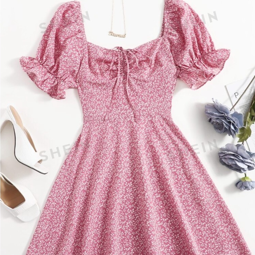 SHEIN WYWH Allover Plants Print Drawstring Front Ruffle Cuff Dress